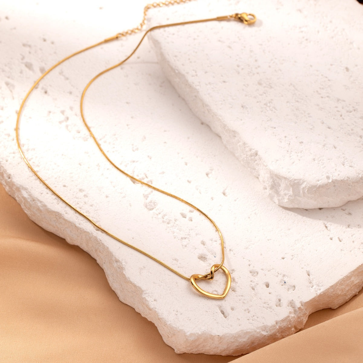 Heart Pendant Necklace – Minimalist Gold Jewelry | Romantic Gift